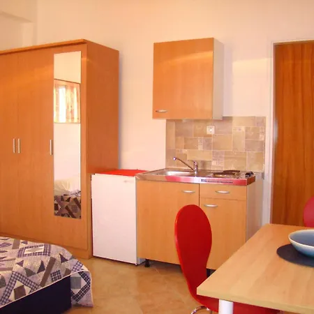 Studio Ancic-4 Apartment